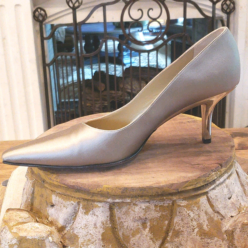 Yves Saint Laurent Satin Pumps